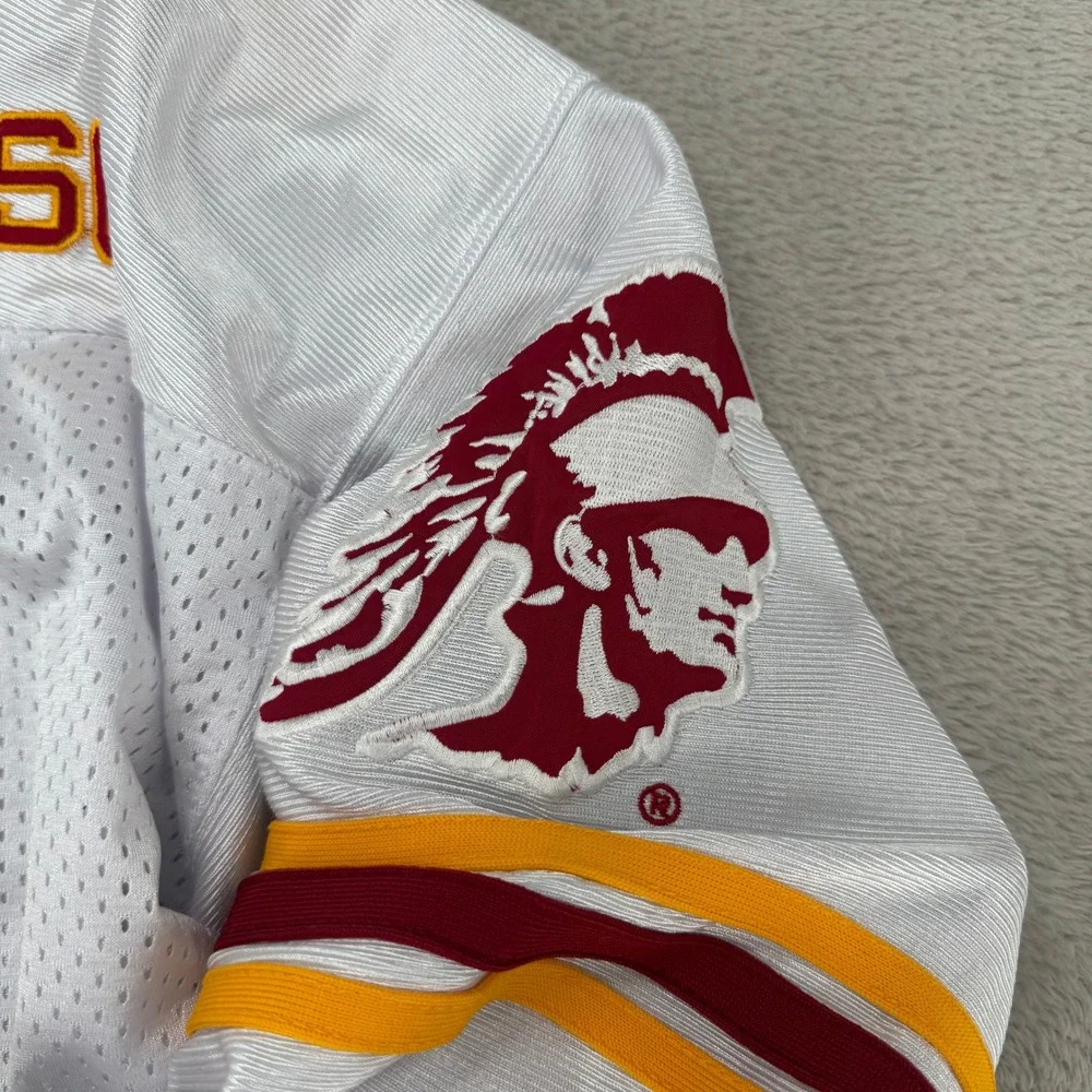 Colosseum USC Trojans Jersey Mens Medium White Preowned #3 Football Mesh